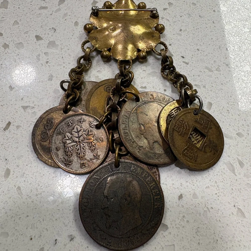 Antique Coin Brooch - Picture 5 of 7